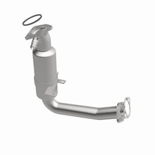 Load image into Gallery viewer, MagnaFlow Exhaust Products 4481231 California CARB Direct-Fit Catalytic Converter for Select Ford Focus