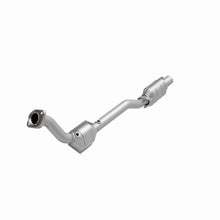 Load image into Gallery viewer, MagnaFlow Exhaust Products 447120 California CARB Direct-Fit Catalytic Converter for Select Ford Explorer, Mercury Mountaineer