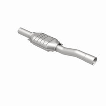 Load image into Gallery viewer, MagnaFlow Exhaust Products 51698 OEM Grade Direct-Fit Catalytic Converter for Select Jeep Grand Cherokee
