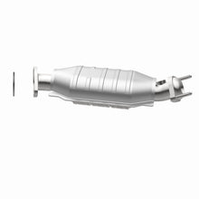 Load image into Gallery viewer, MagnaFlow Exhaust Products 25210 HM Grade Direct-Fit Catalytic Converter for Select Ford Five Hundred, Ford Freestyle, Mercury Montego