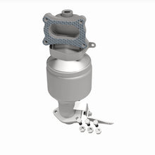 Load image into Gallery viewer, MagnaFlow Exhaust Products 6511893 California CARB Manifold Catalytic Converter for Select Acura MDX, Honda Accord, Honda Passport, Honda Pilot