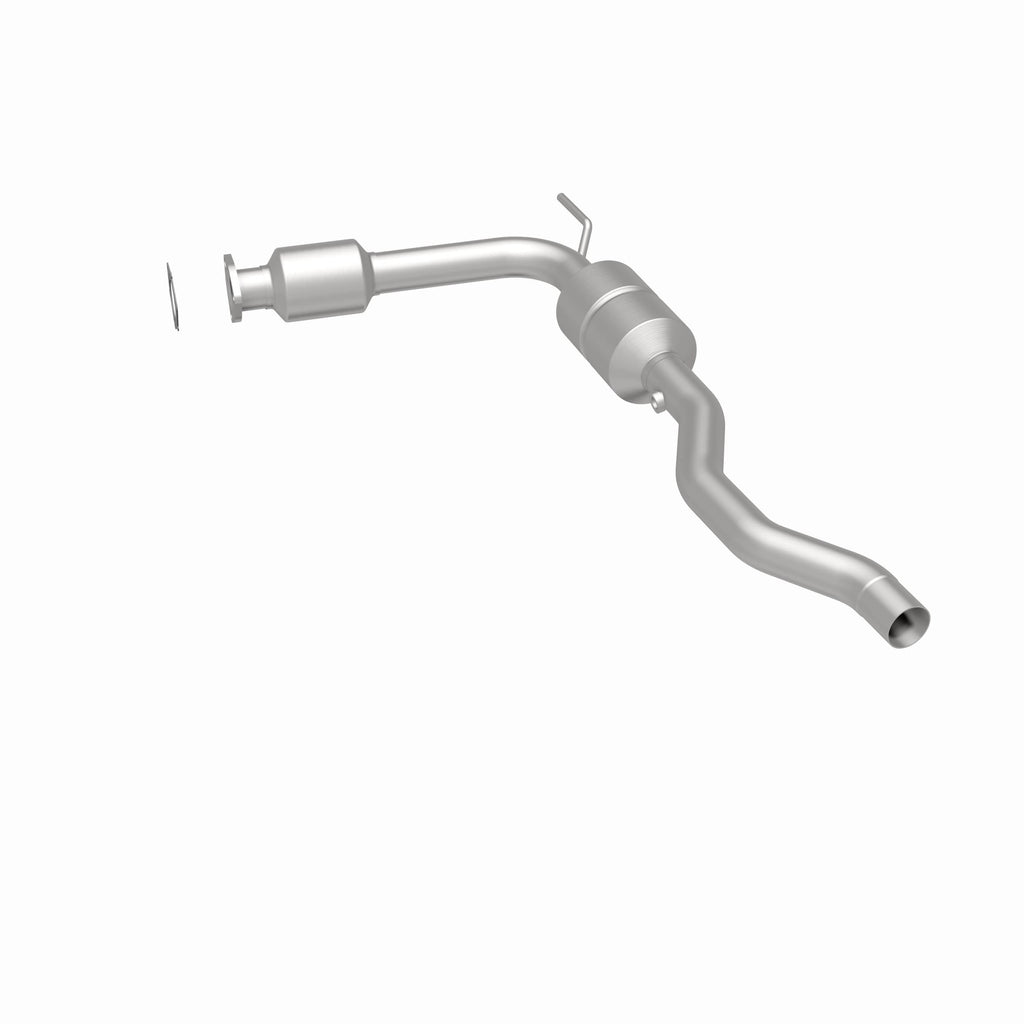 MagnaFlow Exhaust Products 51342 OEM Grade Direct-Fit Catalytic Converter for Select Volkswagen EuroVan