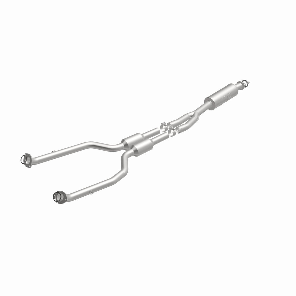 MagnaFlow Exhaust Products 21-048 OEM Grade Direct-Fit Catalytic Converter for Select Lexus GS300