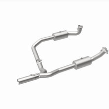 Load image into Gallery viewer, MagnaFlow Exhaust Products 21-599 OEM Grade Direct-Fit Catalytic Converter for Select Ford E-250, Ford E-350 Super Duty
