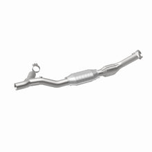 Load image into Gallery viewer, MagnaFlow Exhaust Products 447130 California CARB Direct-Fit Catalytic Converter for Select Ford Expedition, Ford F-150, Ford F-250, Lincoln Navigator