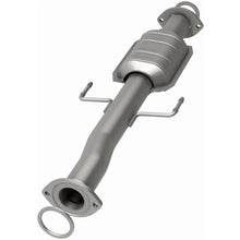 Load image into Gallery viewer, MagnaFlow Exhaust Products 447218 California CARB Direct-Fit Catalytic Converter for Select Toyota Tacoma