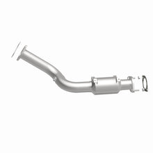 Load image into Gallery viewer, MagnaFlow Exhaust Products 5592708 California CARB Direct-Fit Catalytic Converter for Select Nissan Rogue
