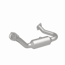 Load image into Gallery viewer, MagnaFlow Exhaust Products 5451677 California CARB Direct-Fit Catalytic Converter for Select Ford Ranger, Mazda B4000