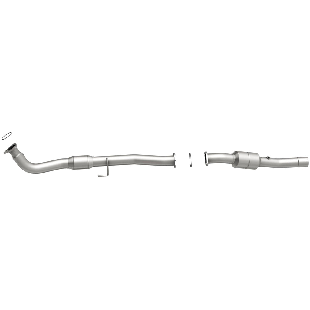 MagnaFlow Exhaust Products 51949 OEM Grade Direct-Fit Catalytic Converter for Select Chevrolet Silverado HD