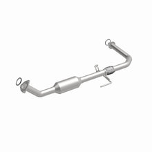 Load image into Gallery viewer, MagnaFlow Exhaust Products 4551404 California CARB Direct-Fit Catalytic Converter for Select Toyota Tundra
