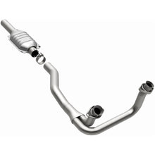 Load image into Gallery viewer, MagnaFlow Exhaust Products 93314 Standard Grade Direct-Fit Catalytic Converter for Select Ford E-150 Econoline, Ford E-150 Econoline Club Wagon, Ford E-250 Econoline