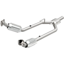 Load image into Gallery viewer, MagnaFlow Exhaust Products 444080 California CARB Direct-Fit Catalytic Converter for Select Ford Thunderbird, Mercury Cougar