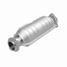 Load image into Gallery viewer, MagnaFlow Exhaust Products 23876 HM Grade Direct-Fit Catalytic Converter for Select Hyundai Elantra, Hyundai Tiburon, Kia Sportage