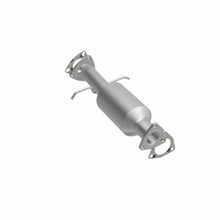 Load image into Gallery viewer, MagnaFlow Exhaust Products 4451455 California CARB Direct-Fit Catalytic Converter for Select Chevrolet Blazer, GMC Jimmy, Oldsmobile Bravada