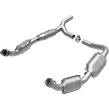 Load image into Gallery viewer, MagnaFlow Exhaust Products 51640 OEM Grade Direct-Fit Catalytic Converter for Select Ford E-150, Ford E-250