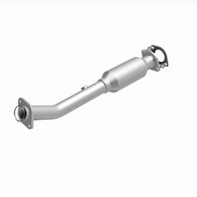 Load image into Gallery viewer, MagnaFlow Exhaust Products 5592218 California CARB Direct-Fit Catalytic Converter for Select INFINITI QX56, Nissan Armada, Nissan TITAN
