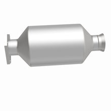Load image into Gallery viewer, MagnaFlow Exhaust Products 3391916 California CARB Direct-Fit Catalytic Converter for Select Volkswagen Vanagon