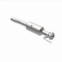 Load image into Gallery viewer, MagnaFlow Exhaust Products 280439 OEM Grade Direct-Fit Catalytic Converter for Select Ford F-450 Super Duty, Ford F-550 Super Duty