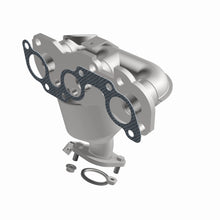 Load image into Gallery viewer, MagnaFlow Exhaust Products 452136 California CARB Manifold Catalytic Converter for Select Toyota Avalon