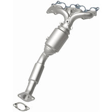 Load image into Gallery viewer, MagnaFlow Exhaust Products 5531052 California CARB Manifold Catalytic Converter for Select Ford Focus
