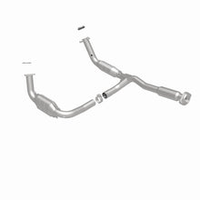 Load image into Gallery viewer, MagnaFlow Exhaust Products 24950 HM Grade Direct-Fit Catalytic Converter for Select Buick Rainier, Chevrolet Trailblazer EXT, GMC Envoy XL, GMC Envoy XUV, Isuzu Ascender