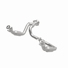 Load image into Gallery viewer, MagnaFlow Exhaust Products 5551631 California CARB Direct-Fit Catalytic Converter for Select Cadillac Escalade, Cadillac Escalade ESV, Cadillac Escalade EXT, Chevrolet Silverado 1500, Chevrolet Tahoe, GMC Sierra 1500, GMC Yukon, GMC Yukon XL