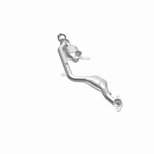 Load image into Gallery viewer, MagnaFlow Exhaust Products 441122 California CARB Direct-Fit Catalytic Converter for Select Lincoln Continental