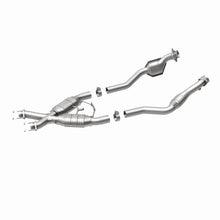 Load image into Gallery viewer, MagnaFlow Exhaust Products 444062 California CARB Direct-Fit Catalytic Converter for Select Ford Mustang