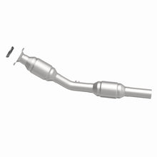 Load image into Gallery viewer, MagnaFlow Exhaust Products 49461 OEM Grade Direct-Fit Catalytic Converter for Select Pontiac Vibe, Toyota Corolla, Toyota Matrix