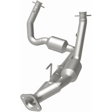 Load image into Gallery viewer, MagnaFlow Exhaust Products 5451709 California CARB Direct-Fit Catalytic Converter for Select Jeep Commander, Jeep Grand Cherokee