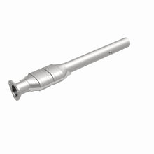 Load image into Gallery viewer, MagnaFlow Exhaust Products 23204 HM Grade Direct-Fit Catalytic Converter for Select Ford E-250 Econoline, Ford E-450 Econoline Super Duty, Ford Econoline Super Duty