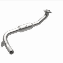 Load image into Gallery viewer, MagnaFlow Exhaust Products 4651507 California CARB Direct-Fit Catalytic Converter for Select Lincoln Navigator