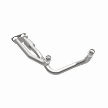 Load image into Gallery viewer, MagnaFlow Exhaust Products 4451470 California CARB Direct-Fit Catalytic Converter for Select Chevrolet C2500, Chevrolet C2500 Suburban, Chevrolet C3500, Chevrolet K2500, Chevrolet K2500 Suburban, Chevrolet K3500, GMC C2500, GMC C2500 Suburban, GMC C3500,