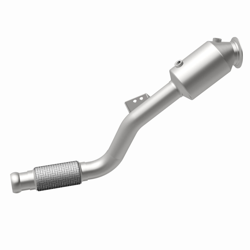 MagnaFlow Exhaust Products 21-897 OEM Grade Direct-Fit Catalytic Converter for Select Mercedes-Benz Metris