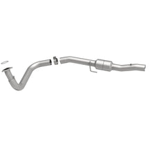 Load image into Gallery viewer, MagnaFlow Exhaust Products 4551642 California CARB Direct-Fit Catalytic Converter for Select Chevrolet Silverado HD, Chevrolet Silverado HD Classic, Chevrolet Silverado 3500, Chevrolet Silverado Classic, GMC Sierra HD, GMC Sierra HD Classic, GMC Sierra
