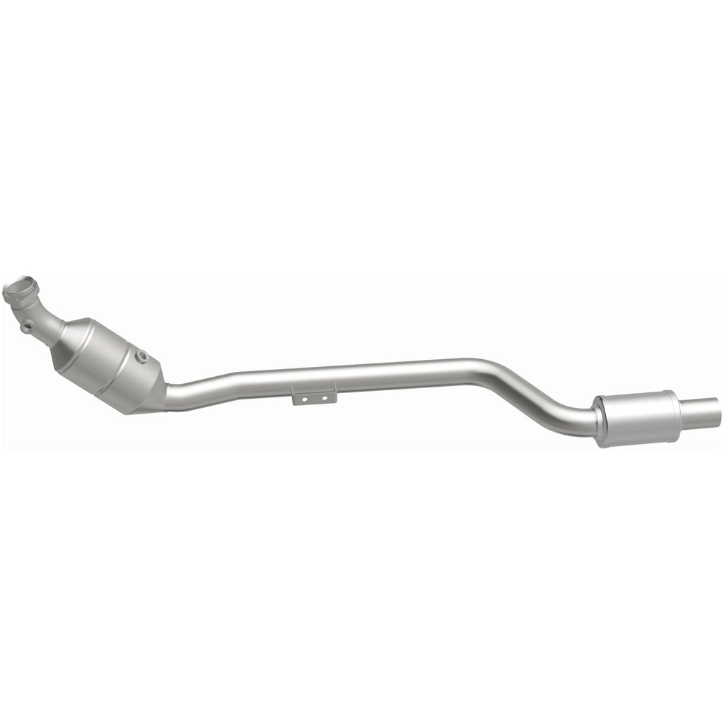 MagnaFlow Exhaust Products 5561265 California CARB Direct-Fit Catalytic Converter for Select Mercedes-Benz C230, Mercedes-Benz C280, Mercedes-Benz C350, Mercedes-Benz CLK350, Mercedes-Benz CLK550