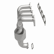 Load image into Gallery viewer, MagnaFlow Exhaust Products 452037 California CARB Manifold Catalytic Converter for Select Hyundai Elantra, Hyundai Tiburon
