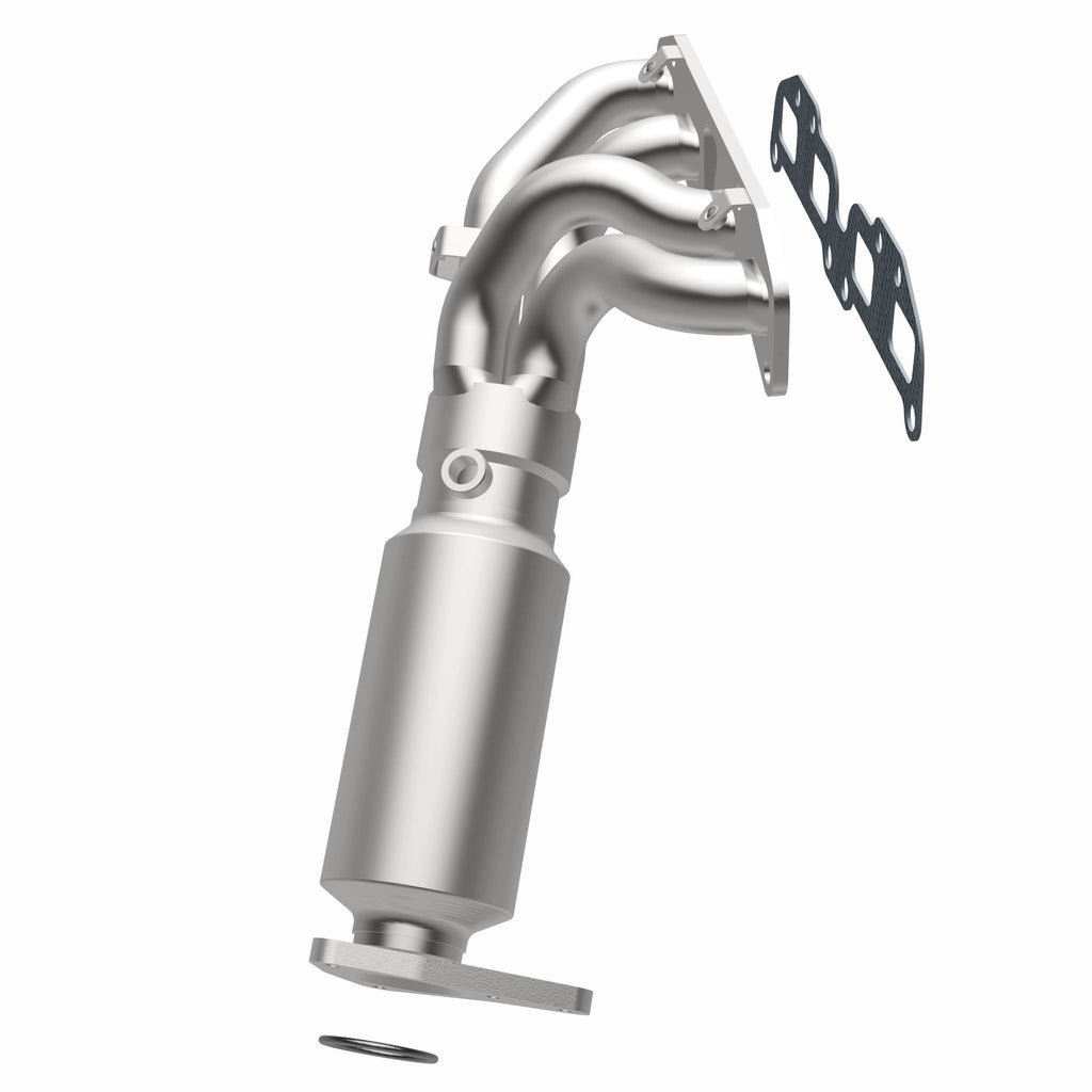 MagnaFlow Exhaust Products 51596 OEM Grade Manifold Catalytic Converter for Select Nissan Frontier, Suzuki Equator