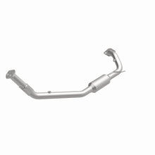 Load image into Gallery viewer, MagnaFlow Exhaust Products 4481698 California CARB Direct-Fit Catalytic Converter for Select Isuzu Amigo