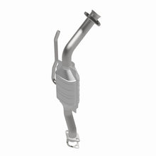 Load image into Gallery viewer, MagnaFlow Exhaust Products 93368 Standard Grade Direct-Fit Catalytic Converter for Select Ford Country Squire, Ford LTD, Ford LTD Crown Victoria, Lincoln Town Car, Mercury Grand Marquis