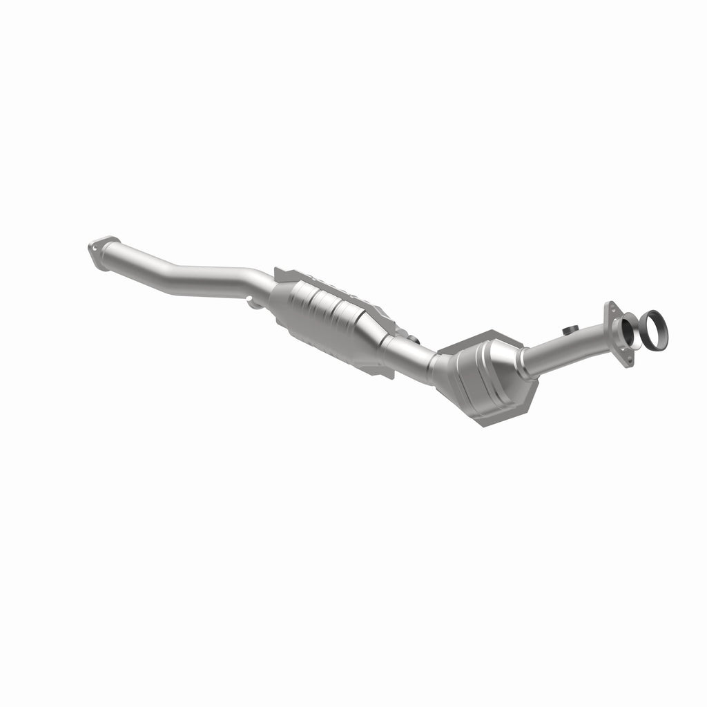 MagnaFlow Exhaust Products 52112 OEM Grade Direct-Fit Catalytic Converter for Select Ford Ranger