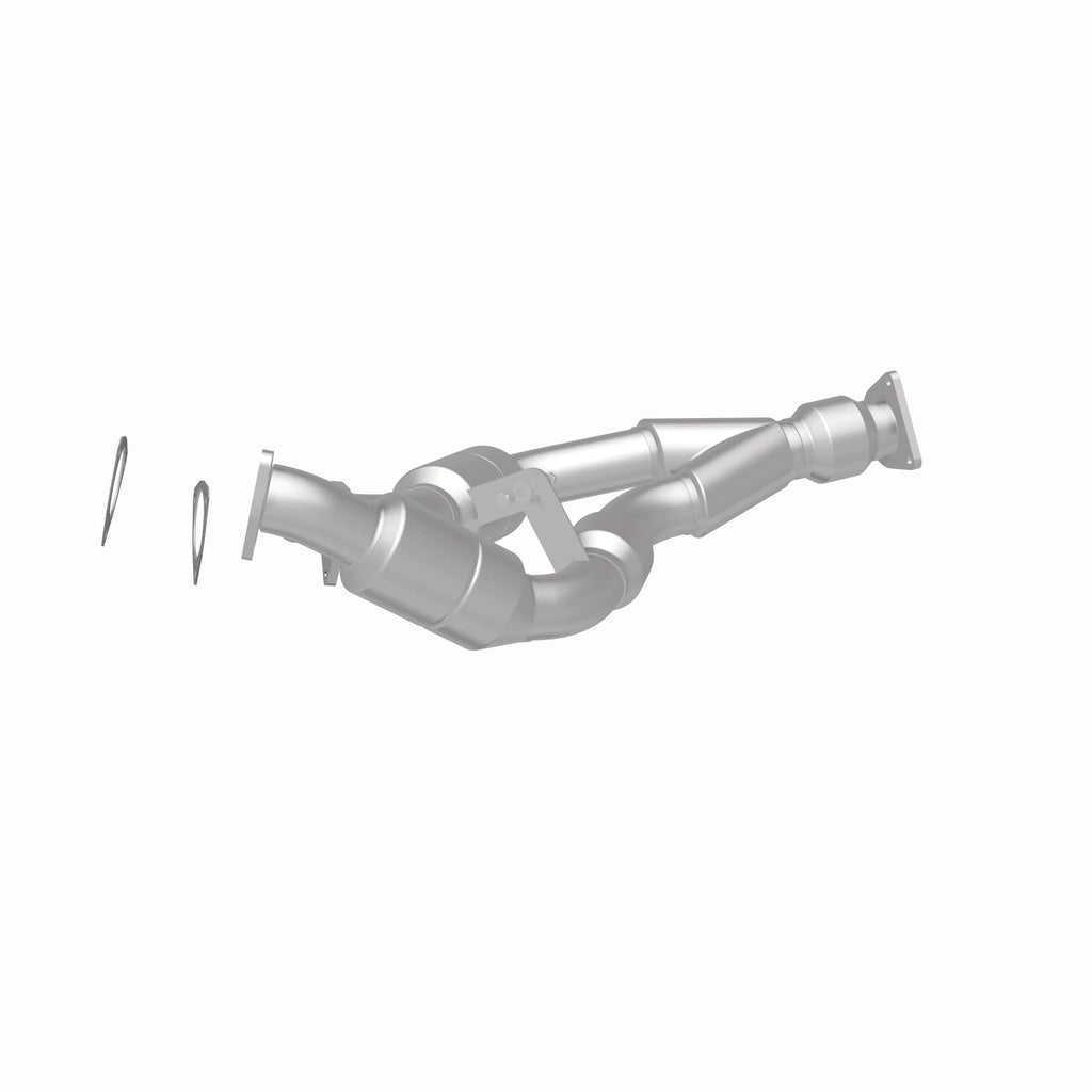 MagnaFlow Exhaust Products 24349 HM Grade Direct-Fit Catalytic Converter for Select Porsche Cayenne, Volkswagen Touareg