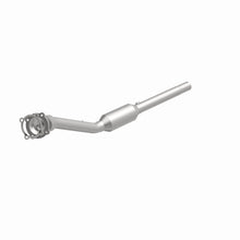 Load image into Gallery viewer, MagnaFlow Exhaust Products 51892 OEM Grade Direct-Fit Catalytic Converter for Select Volkswagen Beetle, Volkswagen Golf, Volkswagen Jetta