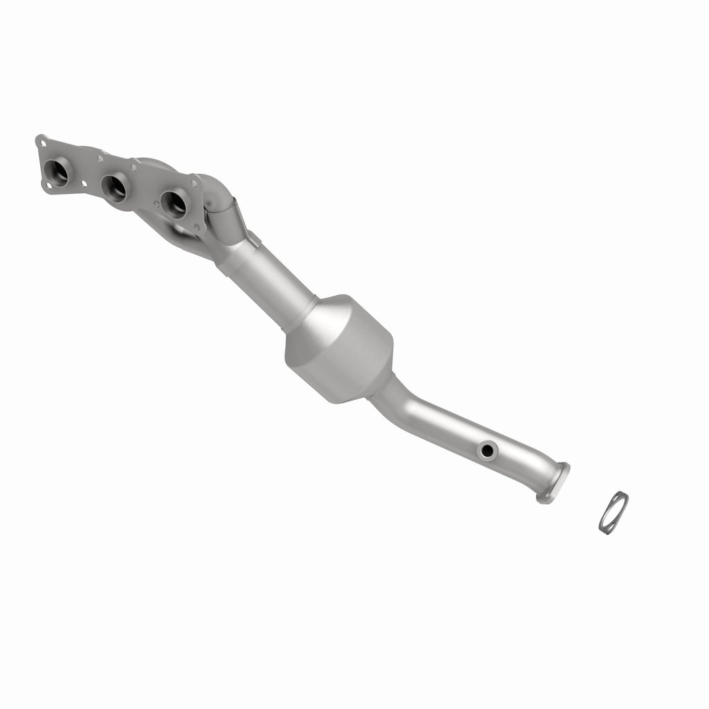 MagnaFlow Exhaust Products 49774 OEM Grade Manifold Catalytic Converter for Select BMW 525i, BMW 525xi, BMW 530i, BMW 530xi