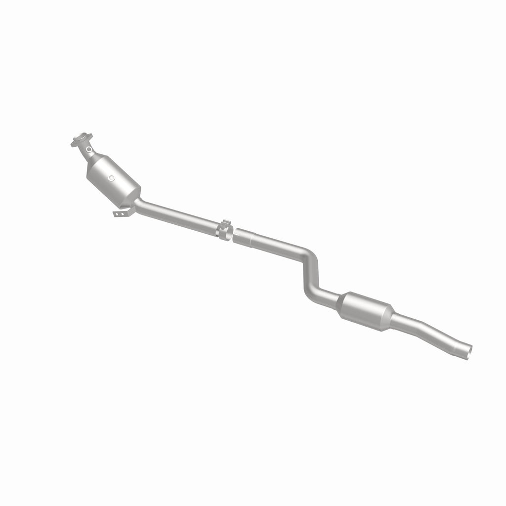 MagnaFlow Exhaust Products 21-437 OEM Grade Direct-Fit Catalytic Converter for Select Mercedes-Benz C300, Mercedes-Benz C350, Mercedes-Benz E350