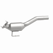 Load image into Gallery viewer, MagnaFlow Exhaust Products 24185 HM Grade Direct-Fit Catalytic Converter for Select Volkswagen Touareg