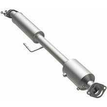 Load image into Gallery viewer, MagnaFlow Exhaust Products 5571820 California CARB Direct-Fit Catalytic Converter for Select Hyundai Sonata