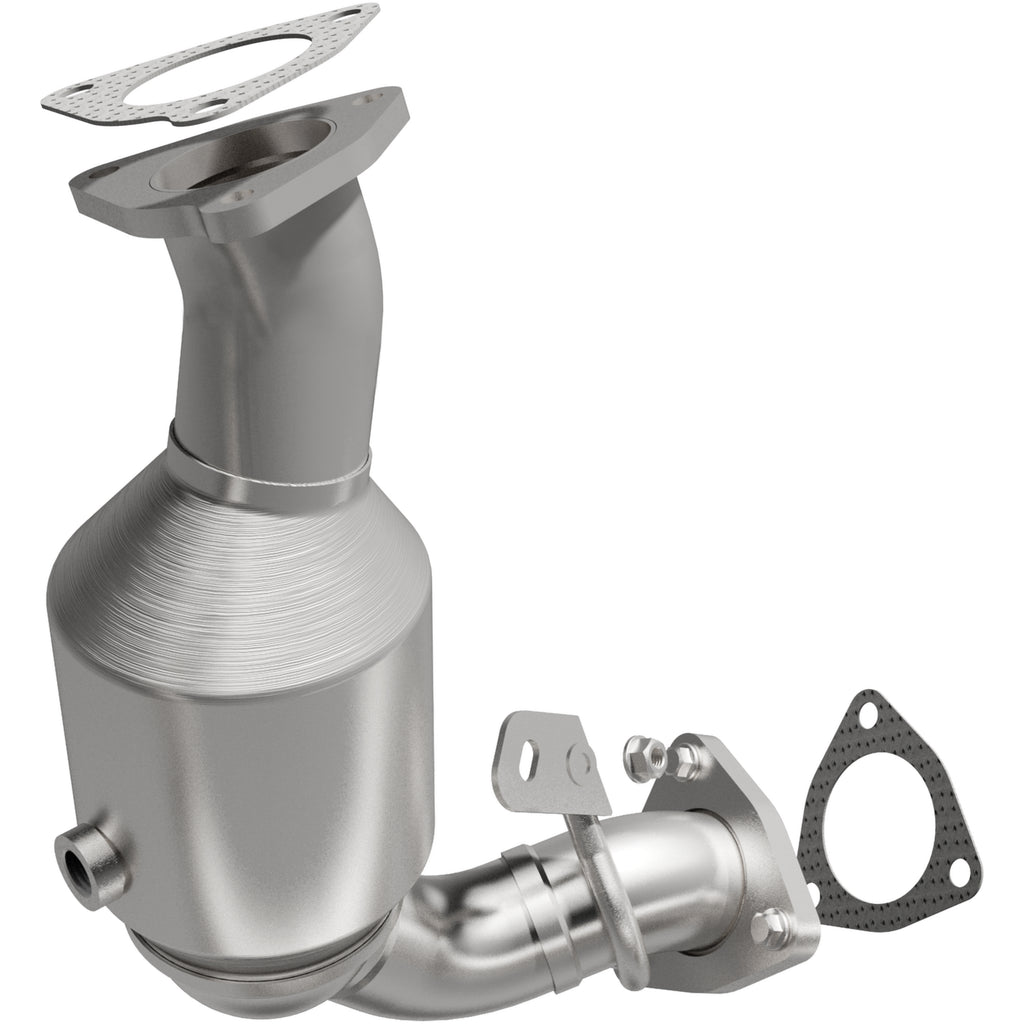 MagnaFlow Exhaust Products 21-813 OEM Grade Direct-Fit Catalytic Converter for Select Audi Q7