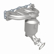 Load image into Gallery viewer, MagnaFlow Exhaust Products 52774 OEM Grade Manifold Catalytic Converter for Select Hyundai Santa Fe, Kia Sorento