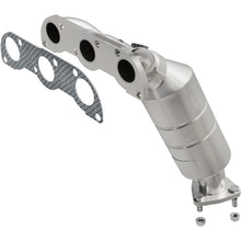 Load image into Gallery viewer, MagnaFlow Exhaust Products 50912 HM Grade Manifold Catalytic Converter for Select Suzuki Verona